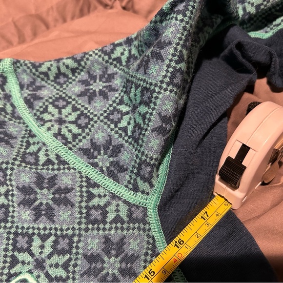 Kari Traa half zip first layer top, 100% Merino Wool. Beautiful pattern - Picture 8 of 12